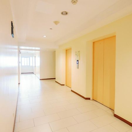 Cozy 2-Bedroom At South Of Market Soma Bgc Near Sm Aura, Market! Market! & Bonifacio High Street Taguig Zewnętrze zdjęcie