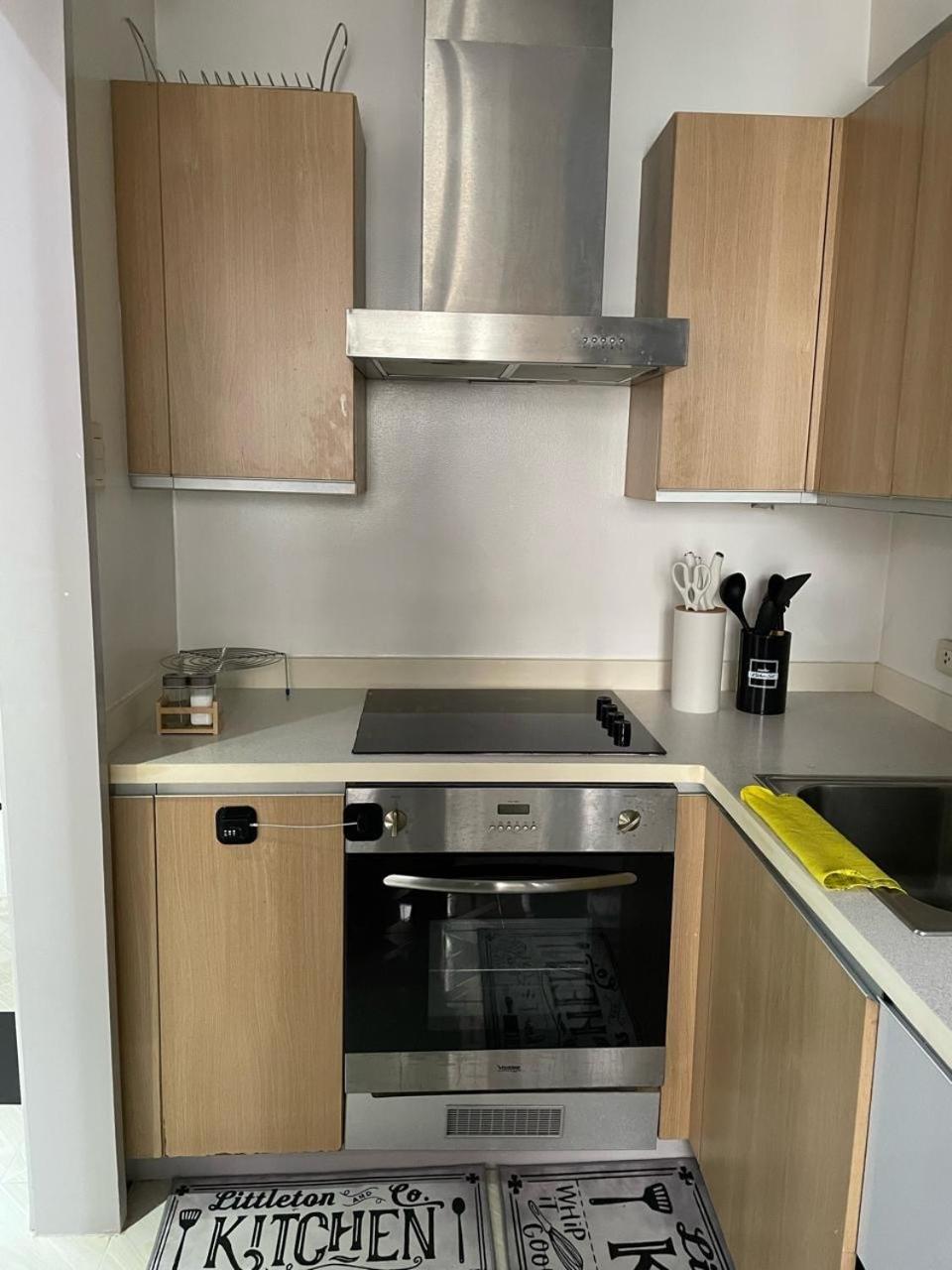 Cozy 2-Bedroom At South Of Market Soma Bgc Near Sm Aura, Market! Market! & Bonifacio High Street Taguig Zewnętrze zdjęcie