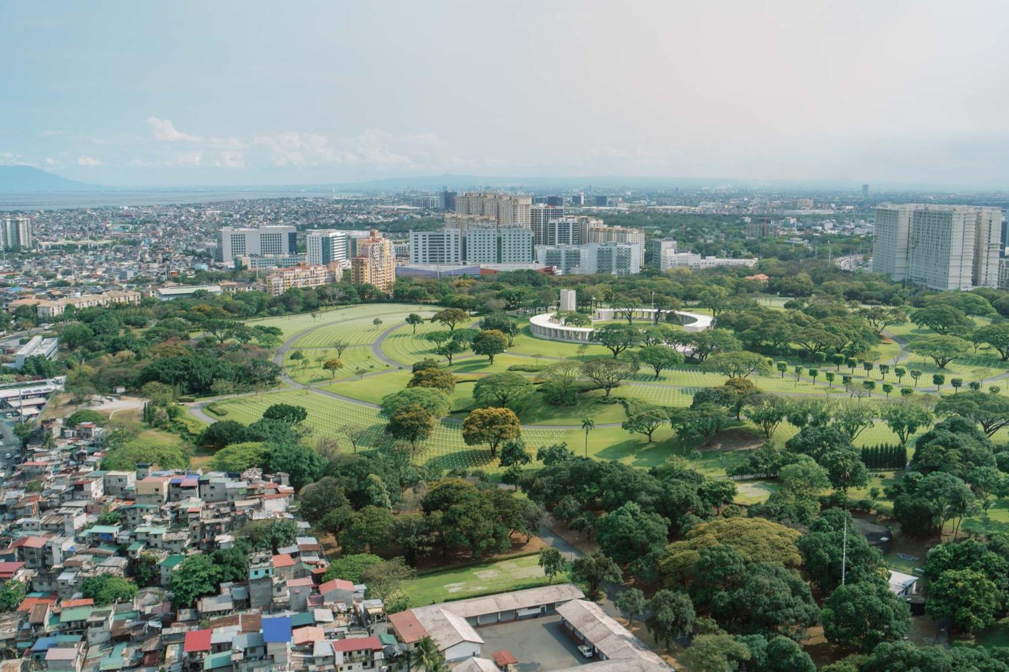 Cozy 2-Bedroom At South Of Market Soma Bgc Near Sm Aura, Market! Market! & Bonifacio High Street Taguig Zewnętrze zdjęcie