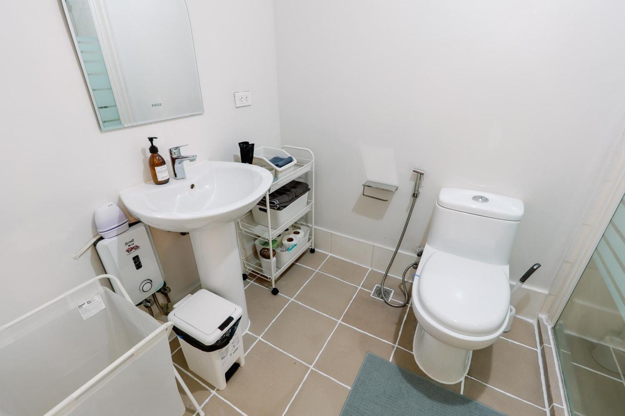 Cozy 2-Bedroom At South Of Market Soma Bgc Near Sm Aura, Market! Market! & Bonifacio High Street Taguig Zewnętrze zdjęcie